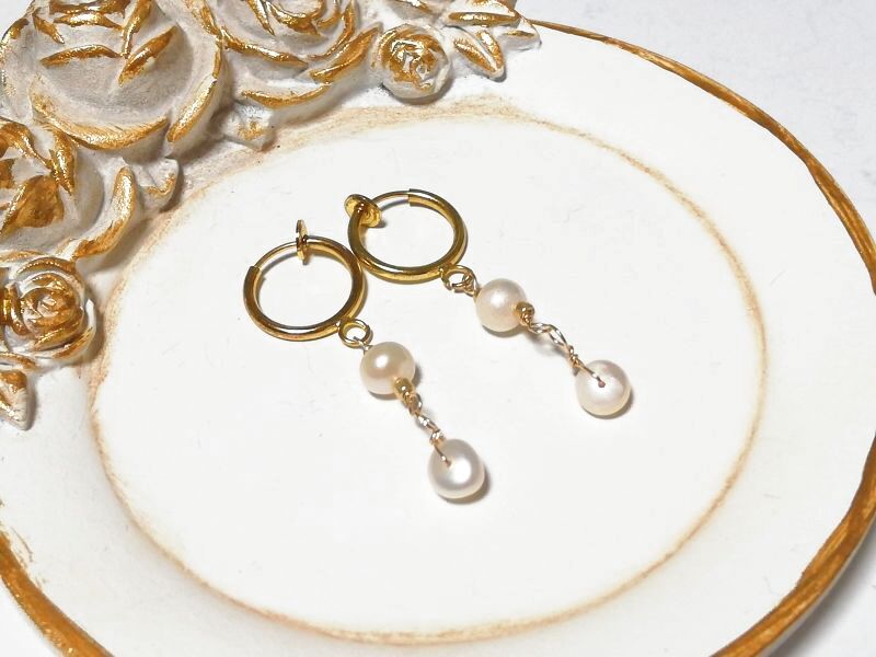 画像2: キラキラ♡ ennui ♡ライン*パール♡ イヤリング ♡ @srutiako ♡ (2)